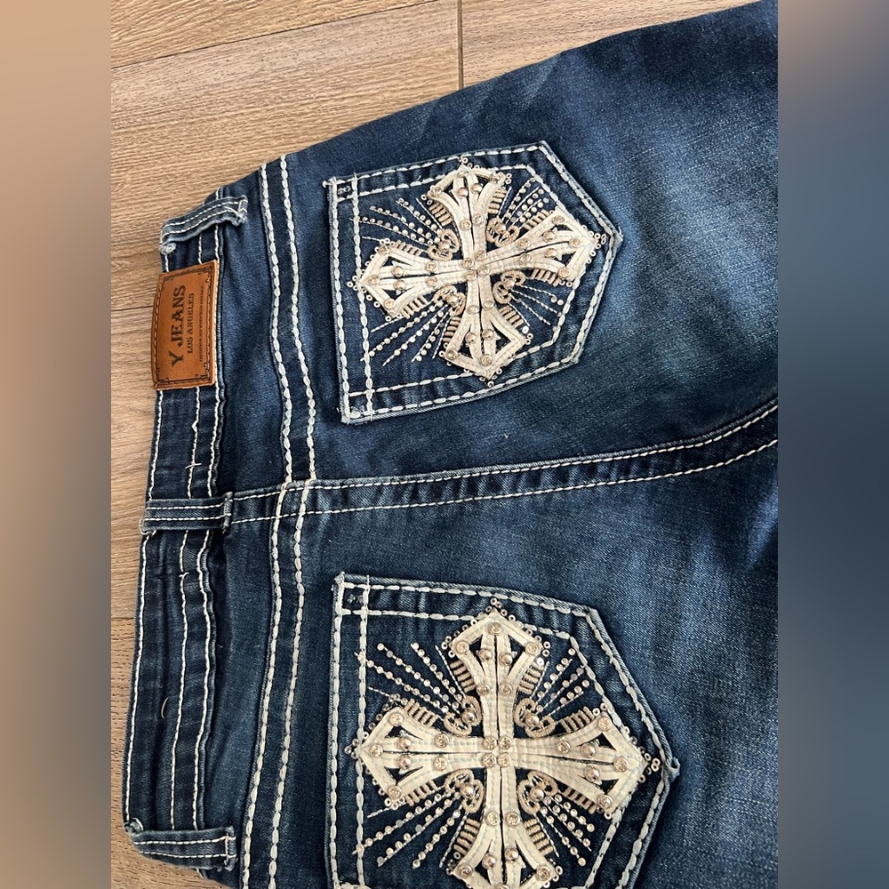 Women's Flared Blue Jeans - Picture 3 of 6